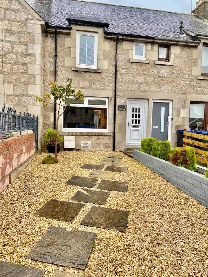 Claire'S Townhouse, Aberdeenshire, 3 Bedrooms Oldmeldrum Bagian luar foto